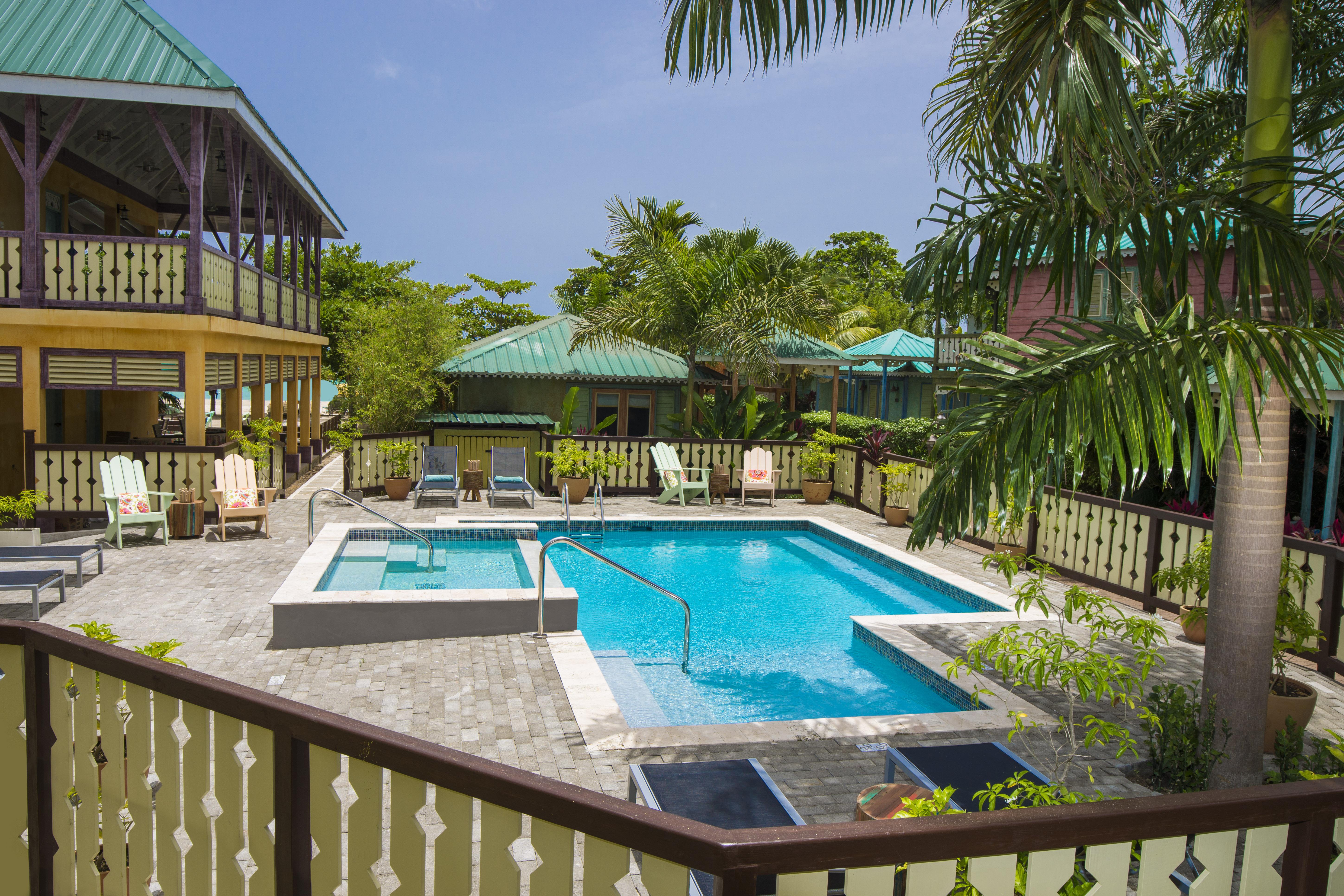 Country Country Hotel Негрил Екстериор снимка