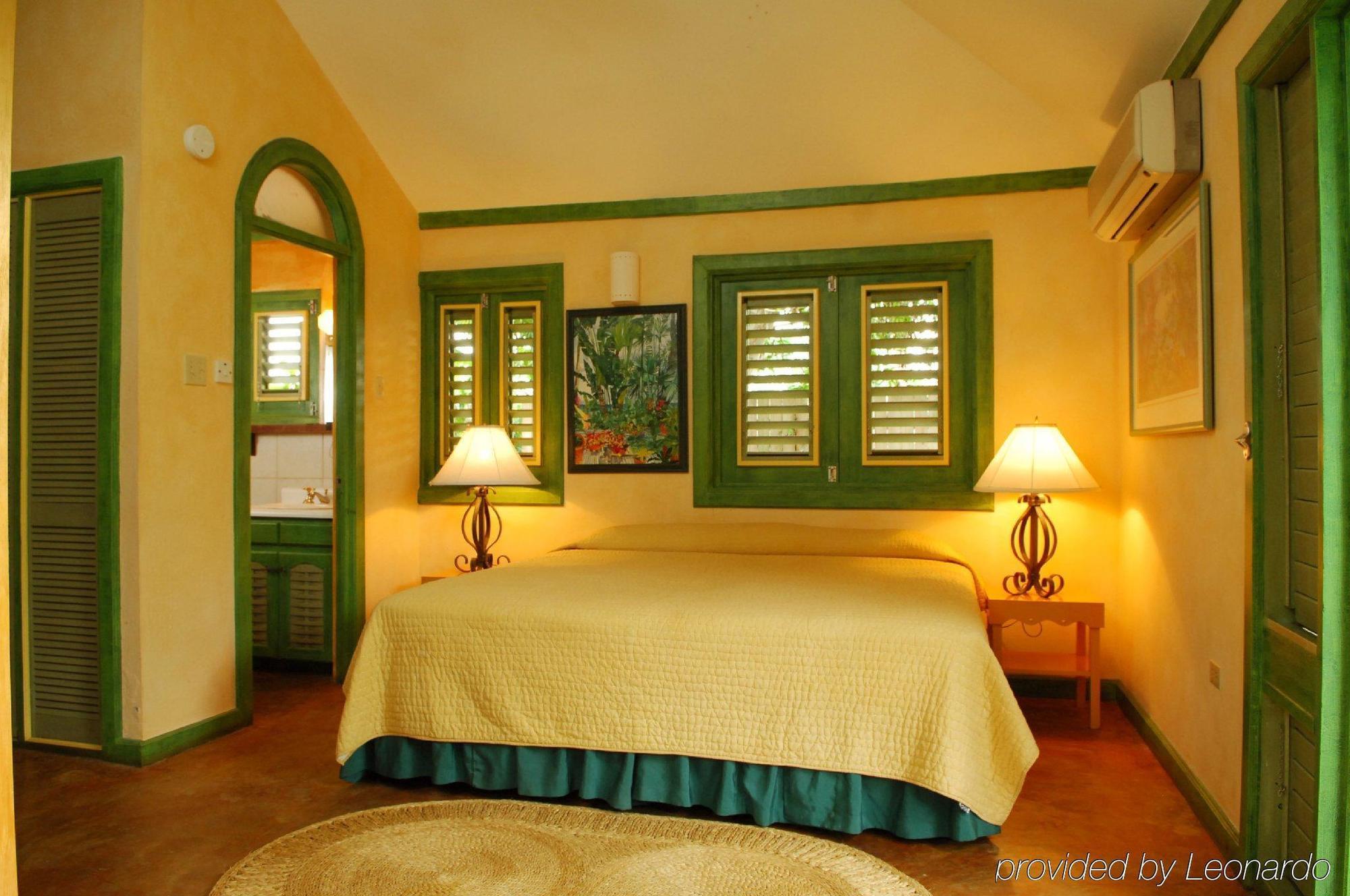 Country Country Hotel Негрил Екстериор снимка